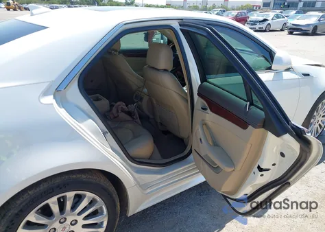 2011 Cadillac Cts Premium from USA, damaged, VIN 1G6DS5ED7B0154988